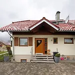 Haus Bross * Hayingen