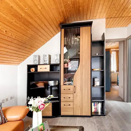 Haus Bross * Hayingen